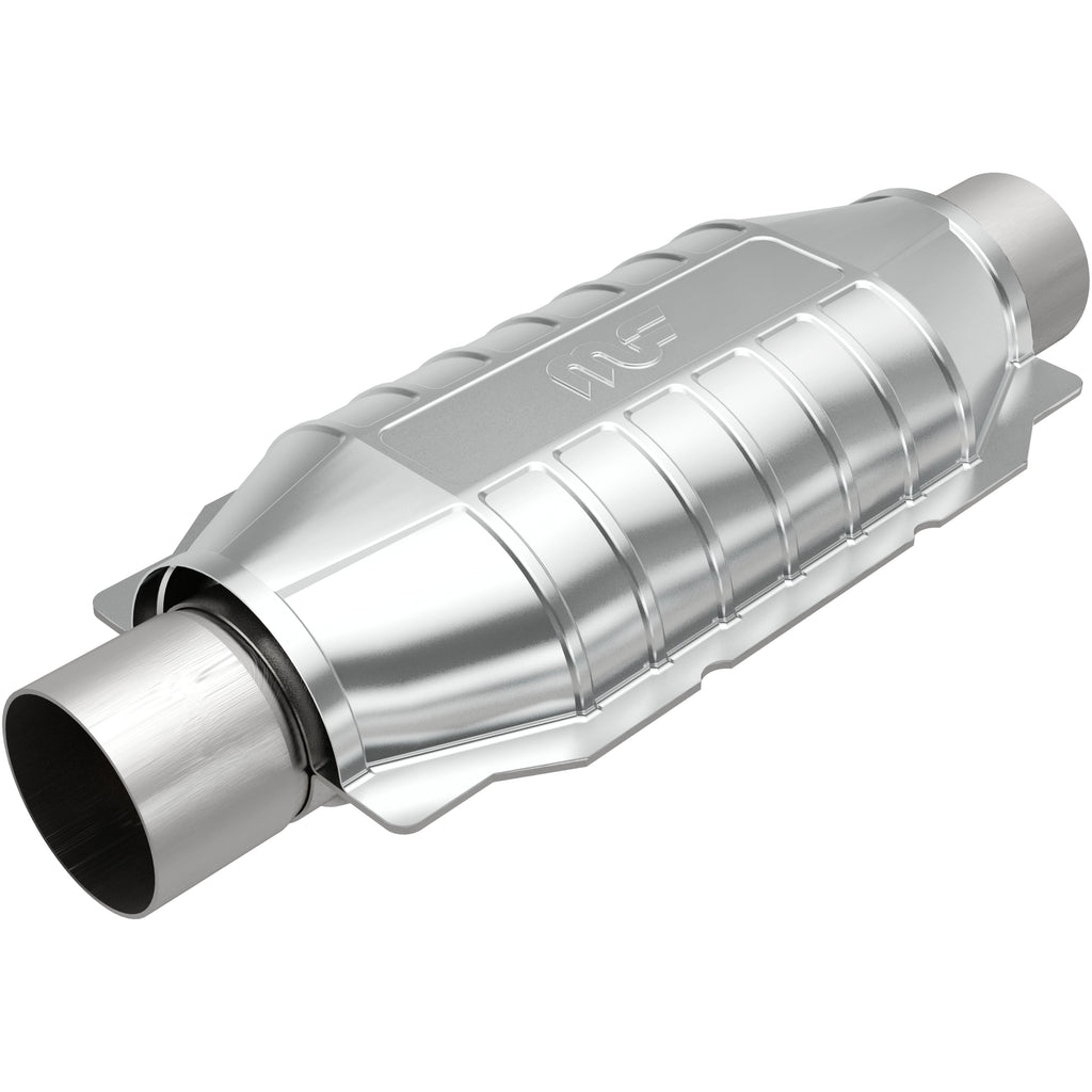MagnaFlow Exhaust Products 51006 OEM Grade Universal Catalytic Converter for Select Ford Mustang, Jeep Wrangler, Mazda B3000, Mazda B4000