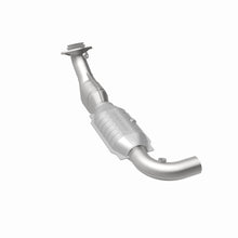 Load image into Gallery viewer, MagnaFlow Exhaust Products 447177 California CARB Direct-Fit Catalytic Converter for Select Ford E-150 Econoline, Ford E-150 Econoline Club Wagon, Ford Expedition, Ford F-150, Ford F-250