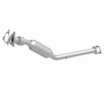 Load image into Gallery viewer, MagnaFlow Exhaust Products 51914 OEM Grade Direct-Fit Catalytic Converter for Select Chevrolet Cobalt, Chevrolet HHR, Pontiac G5, Saturn Ion