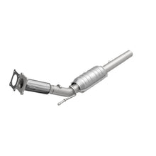Load image into Gallery viewer, MagnaFlow Exhaust Products 24333 HM Grade Direct-Fit Catalytic Converter for Select Volkswagen Beetle