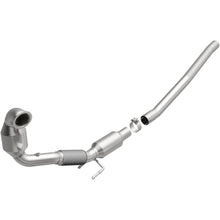 Load image into Gallery viewer, MagnaFlow Exhaust Products 5631580 California CARB Direct-Fit Catalytic Converter for Select Audi A3 Quattro