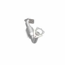 Load image into Gallery viewer, MagnaFlow Exhaust Products 23470 HM Grade Direct-Fit Catalytic Converter for Select Buick Roadmaster, Cadillac Commercial Chassis, Cadillac Fleetwood, Chevrolet Caprice, Chevrolet Commercial Chassis, Chevrolet Impala