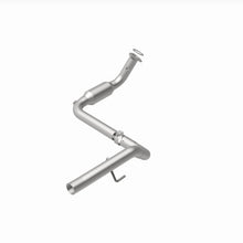Load image into Gallery viewer, MagnaFlow Exhaust Products 4651878 California CARB Direct-Fit Catalytic Converter for Select Cadillac Escalade, Cadillac Escalade ESV, Cadillac Escalade EXT, Chevrolet Silverado 1500, Chevrolet Suburban 1500, GMC Sierra 1500, GMC Yukon, GMC Yukon XL