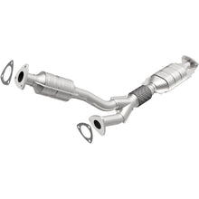 Load image into Gallery viewer, MagnaFlow Exhaust Products 451000 California CARB Direct-Fit Catalytic Converter for Select Saturn L300