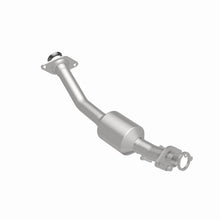 Load image into Gallery viewer, MagnaFlow Exhaust Products 52689 OEM Grade Direct-Fit Catalytic Converter for Select Chevrolet City Express, Nissan NV200