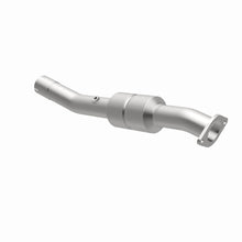 Load image into Gallery viewer, MagnaFlow Exhaust Products 93479 HM Grade Direct-Fit Catalytic Converter for Select Chevrolet Silverado HD, Chevrolet Suburban 2500, GMC Sierra HD, GMC Yukon XL