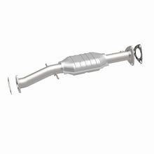 Load image into Gallery viewer, MagnaFlow Exhaust Products 447213 California CARB Direct-Fit Catalytic Converter for Select Chevrolet S10, GMC Sonoma, Isuzu Hombre
