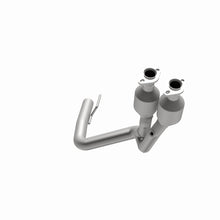 Load image into Gallery viewer, MagnaFlow Exhaust Products 24997 HM Grade Direct-Fit Catalytic Converter for Select Jeep Cherokee