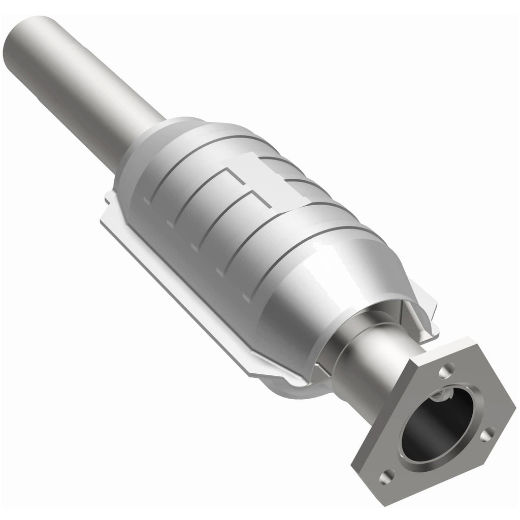MagnaFlow Exhaust Products 22917 Standard Grade Direct-Fit Catalytic Converter for Select Volkswagen Golf, Volkswagen Jetta