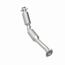Load image into Gallery viewer, MagnaFlow Exhaust Products 551057 California CARB Direct-Fit Catalytic Converter for Select Ford Crown Victoria, Lincoln Town Car, Mercury Grand Marquis