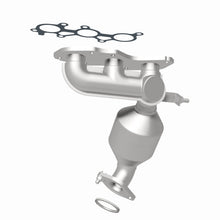 Load image into Gallery viewer, MagnaFlow Exhaust Products 5582832 California CARB Manifold Catalytic Converter for Select Lexus RX350, Toyota Highlander, Toyota Sienna