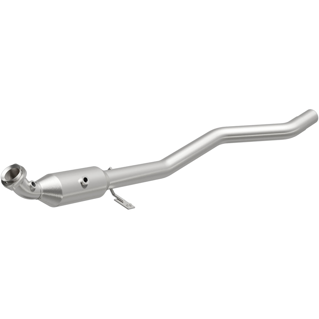 MagnaFlow Exhaust Products 52173 OEM Grade Direct-Fit Catalytic Converter for Select Mercedes-Benz GL450, Mercedes-Benz GL550, Mercedes-Benz ML550