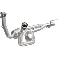 Load image into Gallery viewer, MagnaFlow Exhaust Products 4551074 California CARB Direct-Fit Catalytic Converter for Select Jeep Grand Cherokee