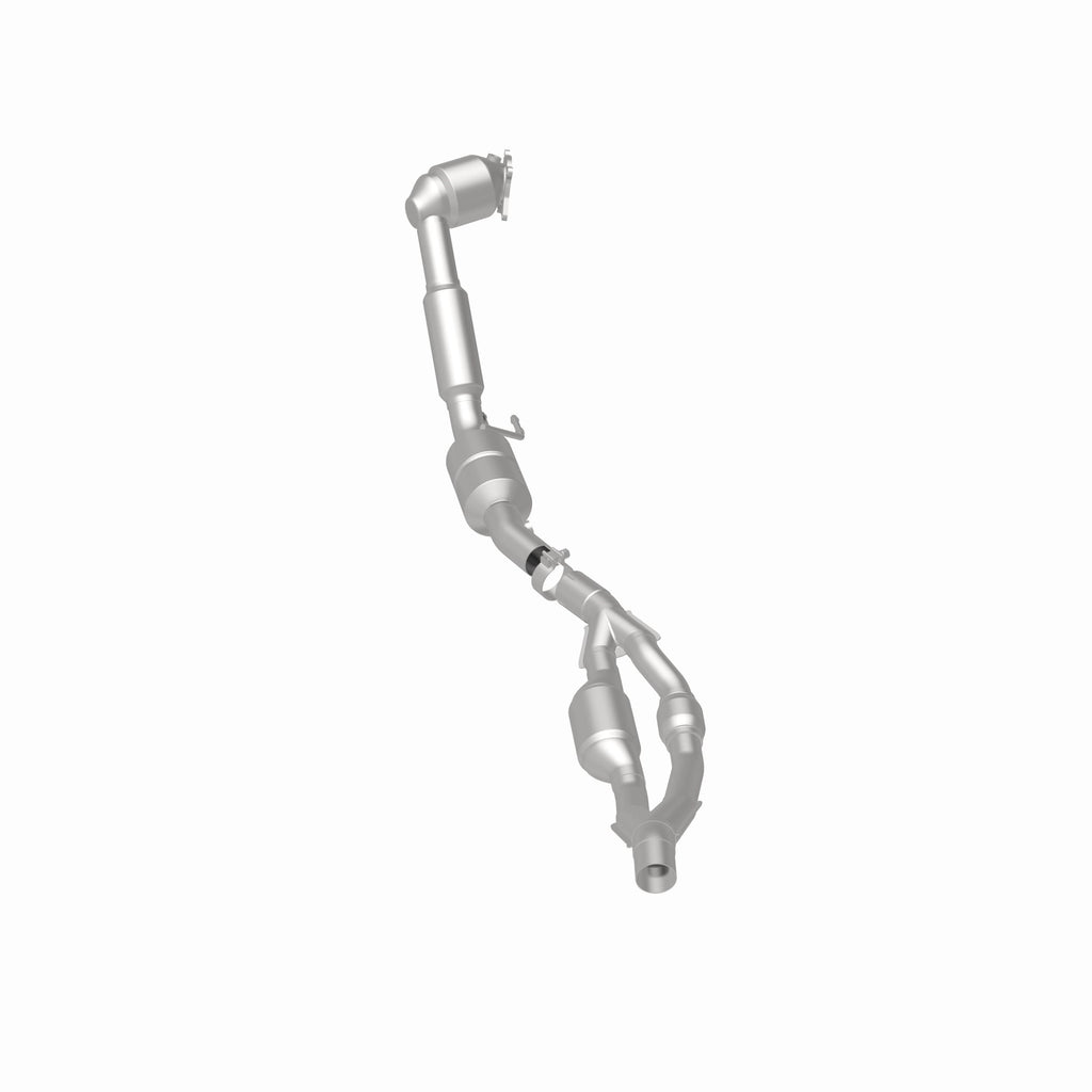 MagnaFlow Exhaust Products 49715 OEM Grade Direct-Fit Catalytic Converter for Select Audi TT, Audi TT Quattro