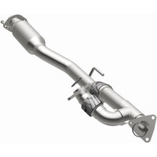 Load image into Gallery viewer, MagnaFlow Exhaust Products 5592852 California CARB Direct-Fit Catalytic Converter for Select Nissan Murano