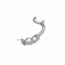 Load image into Gallery viewer, MagnaFlow Exhaust Products 21-607 OEM Grade Direct-Fit Catalytic Converter for Select Land Rover Range Rover, Land Rover Range Rover Sport