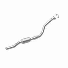 Load image into Gallery viewer, MagnaFlow Exhaust Products 24110 HM Grade Direct-Fit Catalytic Converter for Select Audi A6, Audi A6 Quattro, Volkswagen Passat