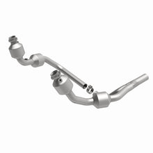 Load image into Gallery viewer, MagnaFlow Exhaust Products 5582689 California CARB Direct-Fit Catalytic Converter for Select Jeep Wrangler