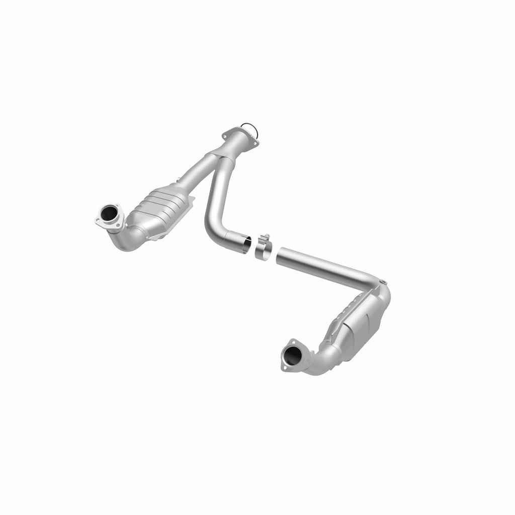 MagnaFlow Exhaust Products 49644 OEM Grade Direct-Fit Catalytic Converter for Select Chevrolet Silverado HD, Chevrolet Silverado HD Classic, Chevrolet Silverado Classic, Chevrolet Silverado HD, GMC Sierra HD, GMC Sierra HD Classic, GMC Sierra Classic,