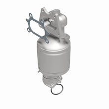 Load image into Gallery viewer, MagnaFlow Exhaust Products 49333 OEM Grade Manifold Catalytic Converter for Select Acura MDX, Acura RL, Acura TL, Honda Accord, Honda Odyssey, Honda Pilot, Honda Ridgeline, Saturn Vue