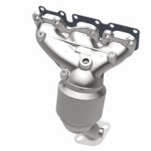 Load image into Gallery viewer, MagnaFlow Exhaust Products 5531787 California CARB Manifold Catalytic Converter for Select Hyundai Santa Fe