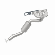 Load image into Gallery viewer, MagnaFlow Exhaust Products 5631758 California CARB Manifold Catalytic Converter for Select BMW 325Ci, BMW 325i