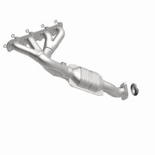 Load image into Gallery viewer, MagnaFlow Exhaust Products 452784 California CARB Manifold Catalytic Converter for Select Cadillac XLR