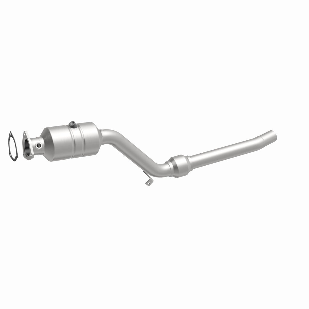 MagnaFlow Exhaust Products 51462 OEM Grade Direct-Fit Catalytic Converter for Select Audi A4, Audi A4 Quattro