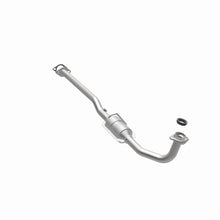 Load image into Gallery viewer, MagnaFlow Exhaust Products 23655 HM Grade Direct-Fit Catalytic Converter for Select Chevrolet Metro, Geo Metro, Suzuki Swift