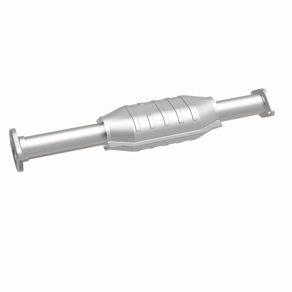 MagnaFlow Exhaust Products 49570 OEM Grade Direct-Fit Catalytic Converter for Select Mitsubishi Montero Sport
