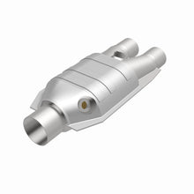 Load image into Gallery viewer, MagnaFlow Exhaust Products 51667 OEM Grade Universal Catalytic Converter for Select Dodge Ram 1500, Dodge Ram 2500, Dodge Ram