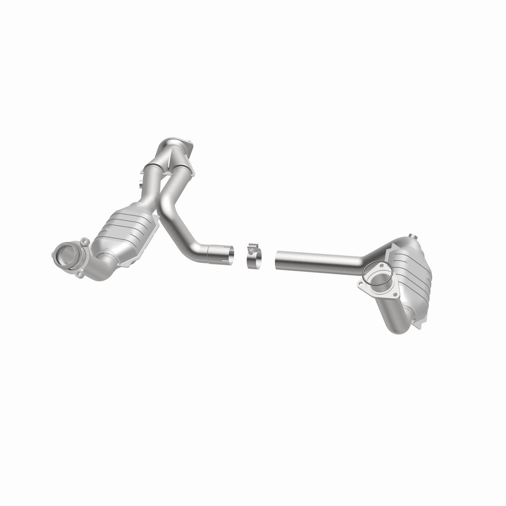 MagnaFlow Exhaust Products 51097 OEM Grade Direct-Fit Catalytic Converter for Select Cadillac Escalade, Chevrolet Avalanche 1500, Chevrolet Silverado 1500, Chevrolet Silverado Classic, Chevrolet Silverado 2500, Chevrolet Suburban 1500, Chevrolet Tahoe,