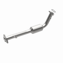 Load image into Gallery viewer, MagnaFlow Exhaust Products 4451421 California CARB Direct-Fit Catalytic Converter for Select Cadillac Escalade, Cadillac Escalade ESV, Cadillac Escalade EXT, GMC Yukon