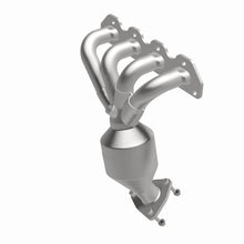 Load image into Gallery viewer, MagnaFlow Exhaust Products 51062 OEM Grade Manifold Catalytic Converter for Select Chevrolet Aveo, Chevrolet Aveo5, Pontiac G3, Pontiac G3 Wave, Suzuki Swift+