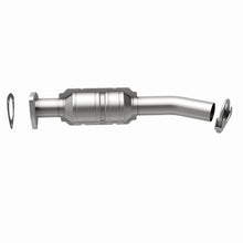 Load image into Gallery viewer, MagnaFlow Exhaust Products 557812 California CARB Direct-Fit Catalytic Converter for Select Suzuki Forenza, Suzuki Reno
