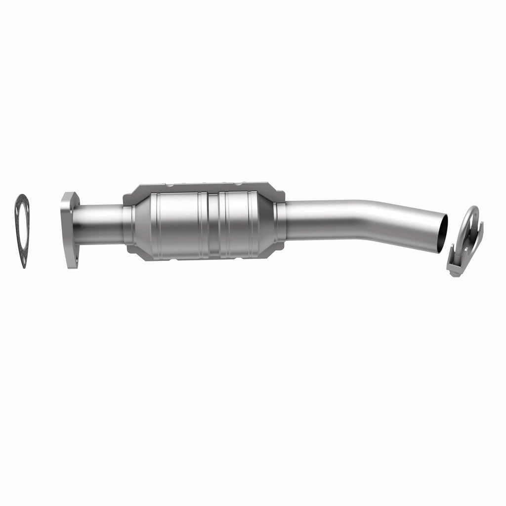 MagnaFlow Exhaust Products 23011 HM Grade Direct-Fit Catalytic Converter for Select Suzuki Forenza, Suzuki Reno