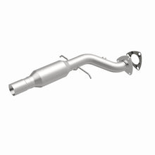 Load image into Gallery viewer, MagnaFlow Exhaust Products 3391416 California CARB Direct-Fit Catalytic Converter for Select Chevrolet Blazer, GMC Jimmy