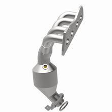 Load image into Gallery viewer, MagnaFlow Exhaust Products 5531519 California CARB Manifold Catalytic Converter for Select Toyota Camry