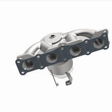 Load image into Gallery viewer, MagnaFlow Exhaust Products 5531590 California CARB Manifold Catalytic Converter for Select Hyundai Tucson