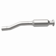 Load image into Gallery viewer, MagnaFlow Exhaust Products 3322949 California CARB Direct-Fit Catalytic Converter for Select Volvo 740, Volvo 745, Volvo 760, Volvo 940