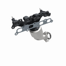 Load image into Gallery viewer, MagnaFlow Exhaust Products 4583327 California CARB Manifold Catalytic Converter for Select Chevrolet Colorado, GMC Canyon