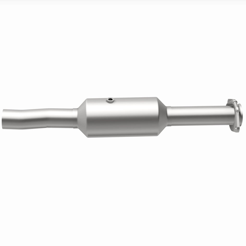 MagnaFlow Exhaust Products 280434 OEM Grade Direct-Fit Catalytic Converter for Select Ford F-350 Super Duty, Ford F-450 Super Duty, Ford F-550 Super Duty