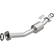 Load image into Gallery viewer, MagnaFlow Exhaust Products 6511689 California CARB Direct-Fit Catalytic Converter for Select Nissan NV200