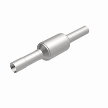 Load image into Gallery viewer, MagnaFlow Exhaust Products 3391474 California CARB Direct-Fit Catalytic Converter for Select Chevrolet Astro, Chevrolet C1500, Chevrolet C2500, Chevrolet K1500, Chevrolet K2500, GMC C1500, GMC C2500, GMC K1500, GMC K2500, GMC Safari