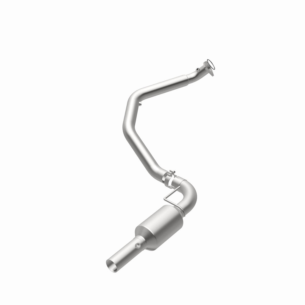 MagnaFlow Exhaust Products 280427 OEM Grade Direct-Fit Catalytic Converter for Select Chevrolet Express 4500, GMC Savana