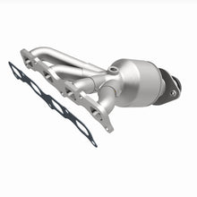Load image into Gallery viewer, MagnaFlow Exhaust Products 290103 OEM Grade Manifold Catalytic Converter for Select Mitsubishi Outlander, Mitsubishi Outlander Sport
