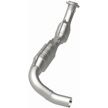 Load image into Gallery viewer, MagnaFlow Exhaust Products 458021 California CARB Direct-Fit Catalytic Converter for Select Ford Expedition
