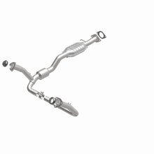 Load image into Gallery viewer, MagnaFlow Exhaust Products 93226 HM Grade Direct-Fit Catalytic Converter for Select Chevrolet S10, GMC Sonoma