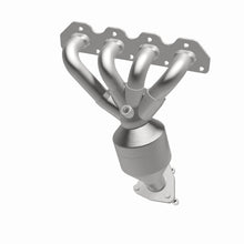 Load image into Gallery viewer, MagnaFlow Exhaust Products 51062 OEM Grade Manifold Catalytic Converter for Select Chevrolet Aveo, Chevrolet Aveo5, Pontiac G3, Pontiac G3 Wave, Suzuki Swift+