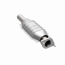 Load image into Gallery viewer, MagnaFlow Exhaust Products 51808 OEM Grade Direct-Fit Catalytic Converter for Select Ford Taurus, Ford Taurus X, Mercury Sable
